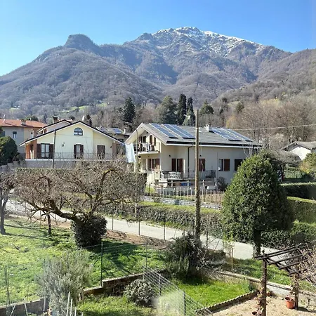 Lägenhet La Finestra Sulle Montagne Torre Pellice